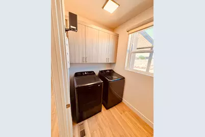 240 N 250 W, Torrey, UT 84775 - Photo 26