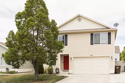 2149 E Eagle Crest Way, Eagle Mountain, UT 84005 - Photo 1