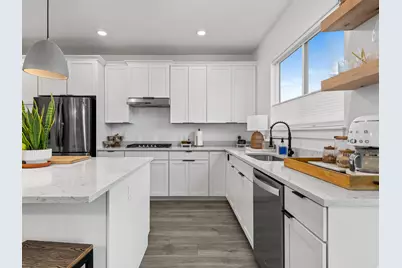 627 S Meade St, Mapleton, UT 84664 - Photo 4