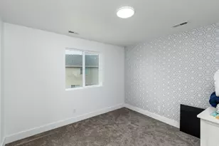 1126 W Stonehaven Dr, North Salt Lake, UT 84054 - Photo 16