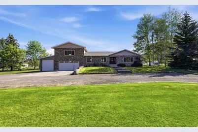 4071 S Crazy Acres Rd E, Daniel, UT 84032 - Photo 2