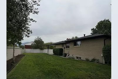 1318 W 5000 S, Taylorsville, UT 84123 - Photo 34