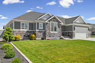 135 E 1100 N, Nephi, UT 84648 - Photo 6