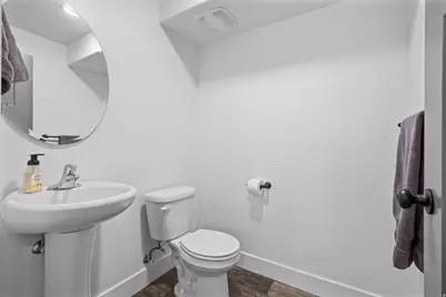 135 E 1100 N, Nephi, UT 84648 - Photo 36