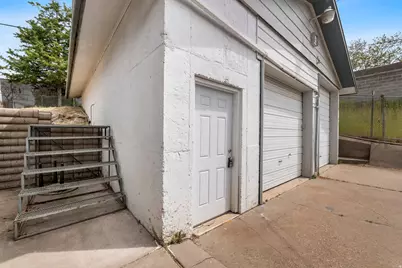 1091 E 225 S, Clearfield, UT 84015 - Photo 4