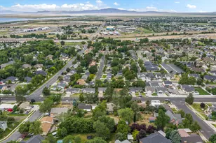 877 S 200 E, Farmington, UT 84025 - Photo 48