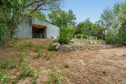 877 S 200 E, Farmington, UT 84025 - Photo 14