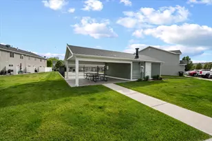 1122 W Excalibur Way S, West Haven, UT 84401 - Photo 28