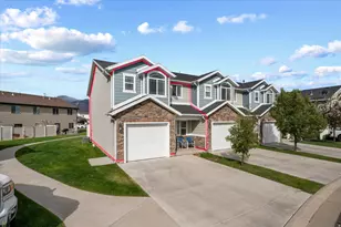 1122 W Excalibur Way S, West Haven, UT 84401 - Photo 2