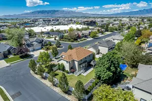 1561 E 330 N, Lehi, UT 84043 - Photo 4