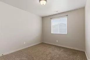 1121 W Lancelot Ln, West Haven, UT 84401 - Photo 18