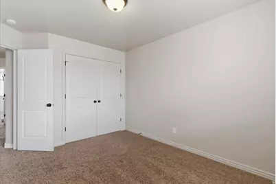 1121 W Lancelot Ln, West Haven, UT 84401 - Photo 14