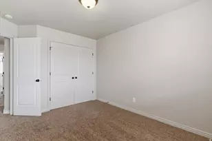 1121 W Lancelot Ln, West Haven, UT 84401 - Photo 14