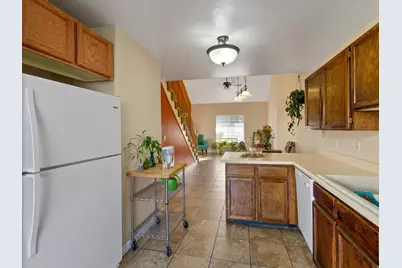 682 W 1870 N #11, Orem, UT 84057 - Photo 8