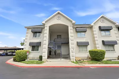 682 W 1870 N #11, Orem, UT 84057 - Photo 4