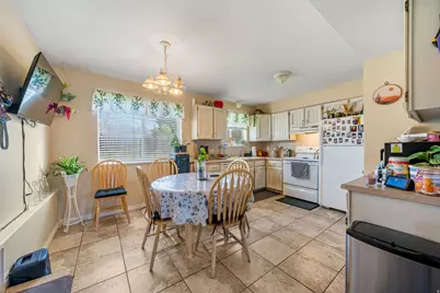 1925 S 520 E, Orem, UT 84058 - Photo 12