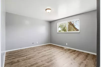 1290 E Main St, Green River, UT 84525 - Photo 4