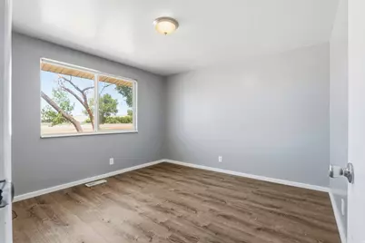 1290 E Main St, Green River, UT 84525 - Photo 6