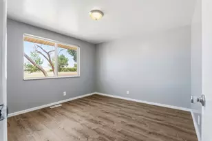 1290 E Main St, Green River, UT 84525 - Photo 6