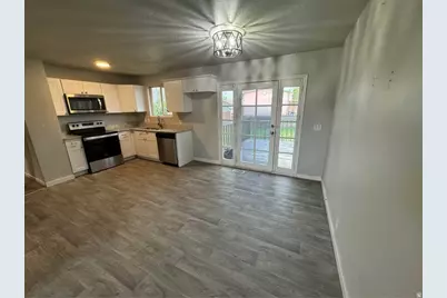 5127 W Verdugo Dr, Salt Lake City, UT 84118 - Photo 2