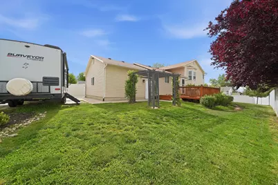 1341 N 325 E, Layton, UT 84041 - Photo 22