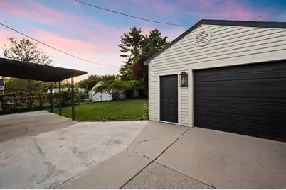 2247 E Wilson Ave S, Salt Lake City, UT 84108 - Photo 30