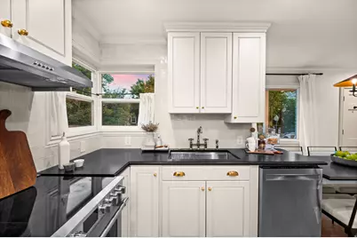 2247 E Wilson Ave S, Salt Lake City, UT 84108 - Photo 12