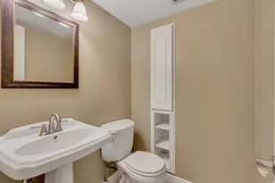 843 E Three Fountains Dr, Murray, UT 84107 - Photo 12