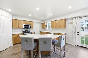 9787 S Garden Glen Rd, South Jordan, UT 84095 - Photo 10