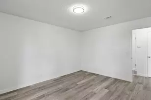 1860 W 500 N, Salt Lake City, UT 84116 - Photo 18
