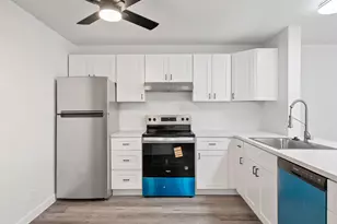 1860 W 500 N, Salt Lake City, UT 84116 - Photo 4
