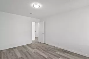 1860 W 500 N, Salt Lake City, UT 84116 - Photo 16