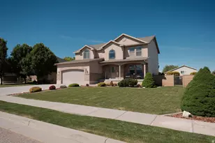 5483 S 3275 W, Roy, UT 84067 - Photo 2