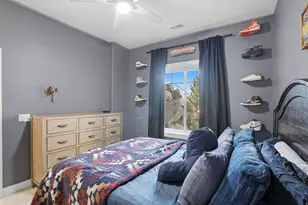 223 E 2050 N, Centerville, UT 84014 - Photo 56