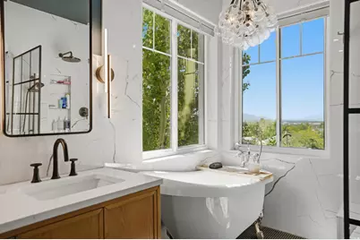 223 E 2050 N, Centerville, UT 84014 - Photo 28