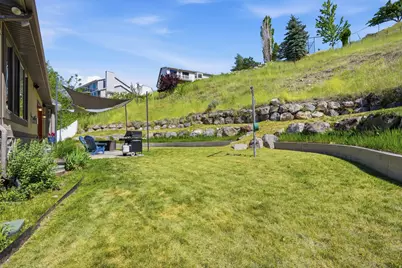 223 E 2050 N, Centerville, UT 84014 - Photo 66