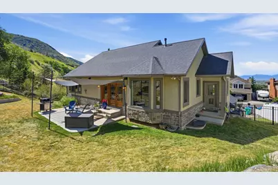 223 E 2050 N, Centerville, UT 84014 - Photo 68