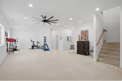 223 E 2050 N, Centerville, UT 84014 - Photo 48