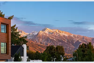 4442 S Holladay Park Ln E, Holladay, UT 84124 - Photo 18