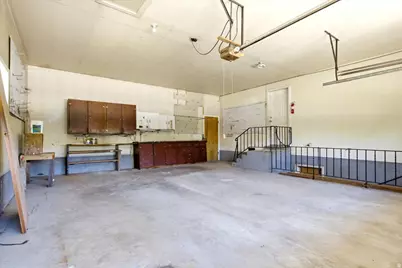 827 E 400 S, Orem, UT 84097 - Photo 22