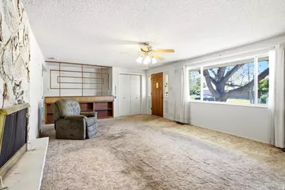 827 E 400 S, Orem, UT 84097 - Photo 2