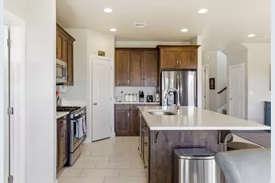 1029 N Casitas Loop, Washington, UT 84780 - Photo 4