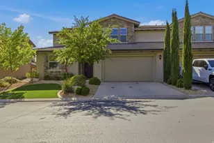 1029 N Casitas Loop, Washington, UT 84780 - Photo 2