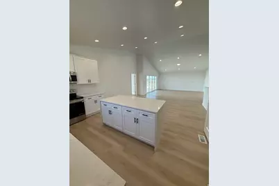 2392 E Yellow Blossom St #475, Eagle Mountain, UT 84005 - Photo 4