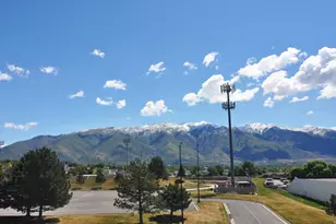2214 N 450 W, Layton, UT 84041 - Photo 32