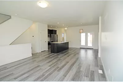 2214 N 450 W, Layton, UT 84041 - Photo 8