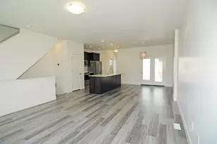 2214 N 450 W, Layton, UT 84041 - Photo 8