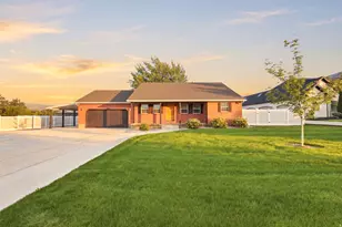 4922 W 11000 N, Highland, UT 84003 - Photo 2