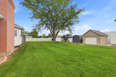 4922 W 11000 N, Highland, UT 84003 - Photo 16