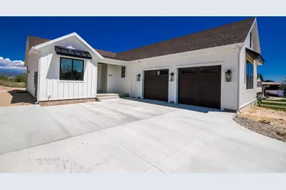 3322 W 250 S, Vernal, UT 84078 - Photo 1